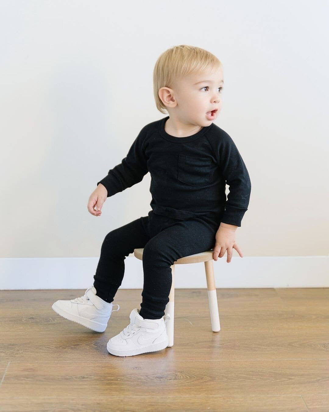 Lounge Set | Black: 18-24m